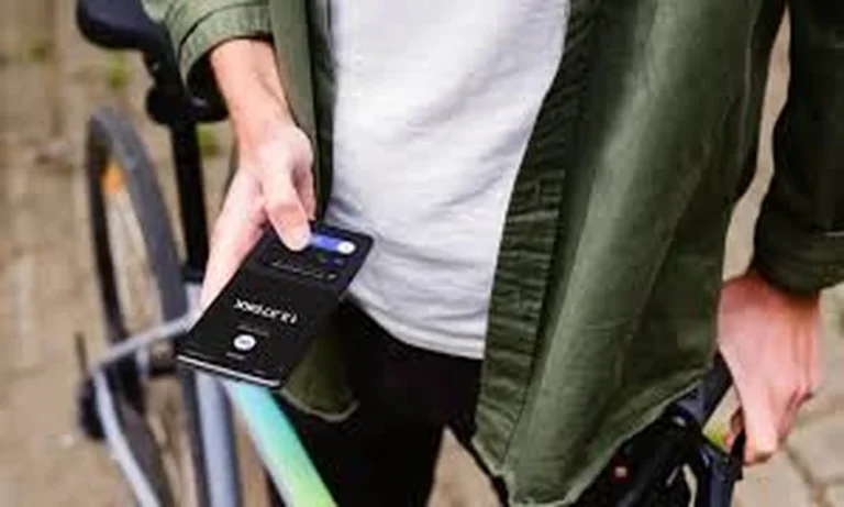 Building Better Everyday Money Habits With A Payment Bank App