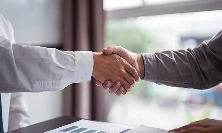Leaving a Job? Put Life Insurance on the Benefits Handover